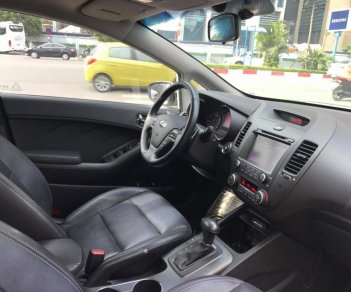 Kia K3 1.6AT 2015 - Bán ô tô Kia K3 1.6AT năm sản xuất 2015, màu trắng