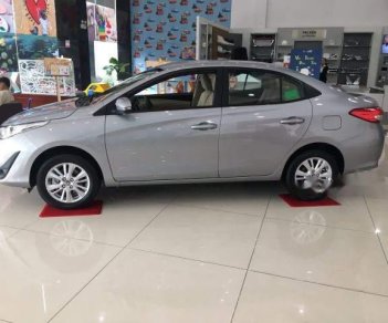 Toyota Vios 2018 - Cần bán xe Toyota Vios 2018, màu bạc, giá chỉ 516 triệu