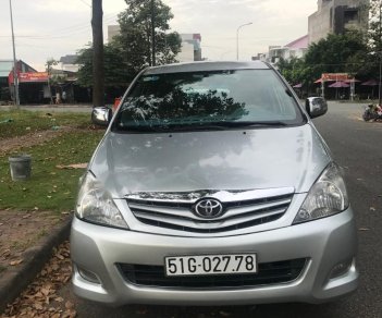 Toyota Innova 2010 - Bán Toyota Innova sản xuất năm 2010, xe gia đình sử dụng còn rất mới