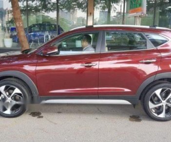 Hyundai Tucson    2018 - Cần bán Hyundai Tucson sản xuất năm 2018, màu đỏ