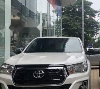 Toyota Hilux 2.4E 4X2 AT 2018 - Bán xe Toyota Hilux E 2018, số tự động, đủ màu