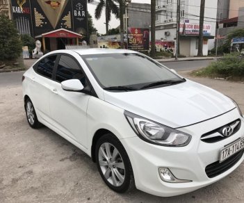 Hyundai Accent AT 2012 - Xe Hyundai Accent năm 2012 màu trắng, xe nhập