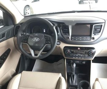 Hyundai Tucson   2018 - Bán xe Hyundai Tucson sản xuất 2018, màu trắng, giá chỉ 775 triệu