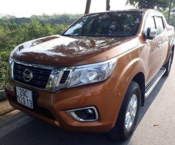 Nissan Navara AT 2016 - Cần bán gấp Nissan Navara AT đời 2016, màu nâu