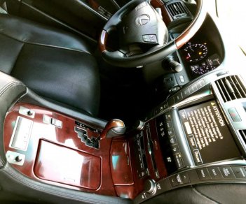 Lexus LS 460L 2008 - Lexus LS460L nhập Mỹ 2008 form mới loại cao cấp,
Hàng full đủ đồ chơi cốp điện