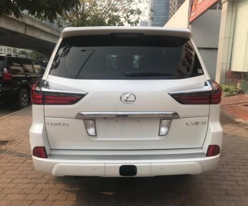 Lexus LX 2016 - Cần bán Lexus LX570 màu trắng, sản xuất 2016, đăng ký 2017, xe siêu mới