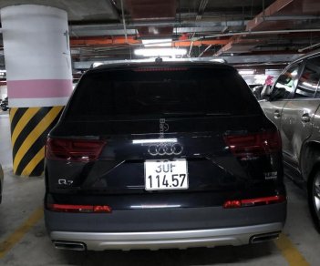 Audi Q7 2016 - Bán Audi Q7 chính chủ 2016 form mới