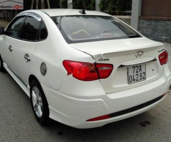 Hyundai Avante   2012 - Cần bán lại xe Hyundai Avante sản xuất 2012, màu trắng, 330tr