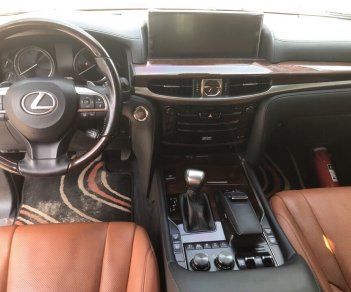 Lexus LX 570 2016 - Bán Lexus LX570 màu trắng, nội thất nâu, full option, sản xuất 2016, đăng ký 2017. LH: 0906223838