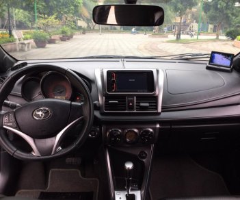 Toyota Yaris 2017 - Cần bán gấp Toyota Yaris năm 2017 màu xanh lam, 655 triệu, xe nhập