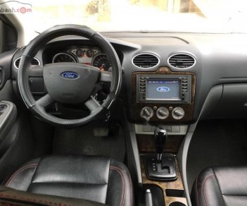 Ford Focus 2010 - Bán xe Ford Focus sản xuất 2010, màu ghi vàng