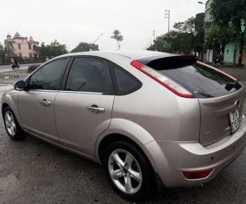 Ford Focus 2011 - Bán xe Ford Focus sản xuất 2011, 375 triệu