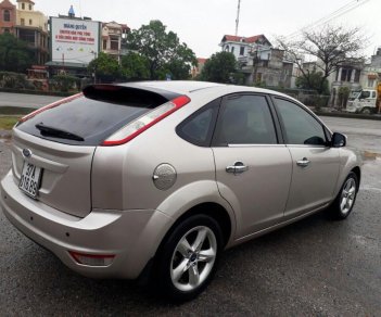 Ford Focus 2011 - Bán xe Ford Focus sản xuất 2011, 375 triệu