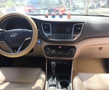 Hyundai Tucson 2016 - Bán xe Hyundai Tucson đời 2016, màu trắng, xe nhập, như mới