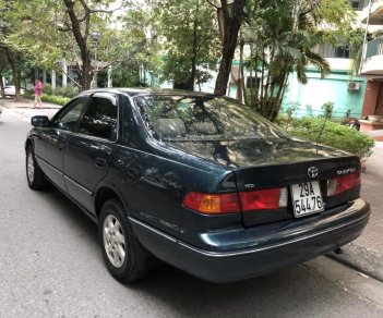 Toyota Camry GLi 2000 - Cần bán xe Toyota Camry GLi năm 2000 máy 2.2