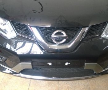 Nissan X trail SV 2018 - Bán xe Nissan X-Trail SV 2018 số tự động, 2 cầu mới 100%