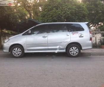 Toyota Innova G 2010 - Cần bán xe Toyota Innova G đời 2010, màu bạc chính chủ