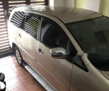 Toyota Innova G 2010 - Bán Toyota Innova G sản xuất 2010, màu vàng số sàn