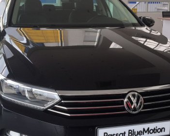 Volkswagen Passat   1.8 AT  2017 - Cần bán Volkswagen Passat 1.8 AT 2017, màu đen