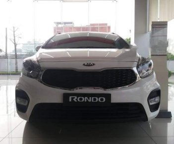 Kia Rondo  2.0 GMT 2018 - Bán Kia Rondo 2018, màu trắng, giá chỉ 609 triệu