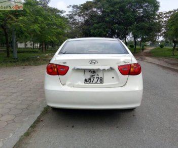 Hyundai Elantra 1.6 MT 2011 - Bán xe Hyundai Elantra 1.6 MT đời 2011, màu trắng, nhập khẩu, số sàn