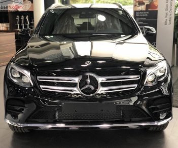 Mercedes-Benz GLC-Class GLC300 2018 - Bán ô tô Mercedes GLC300 đời 2018, màu đen