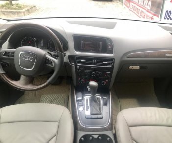 Audi Q5 2011 - Bán Audi Q5 model 2012, màu bạc, nhập khẩu