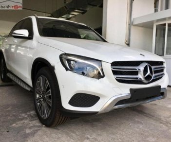 Mercedes-Benz GLC-Class GLC250 4Matic 2018 - Bán Mercedes GLC250 4Matic năm sản xuất 2018, màu trắng