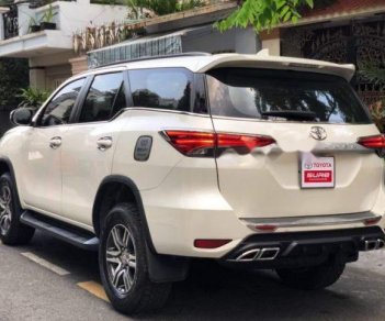 Toyota Fortuner 2017 - Cần bán lại xe Toyota Fortuner sản xuất năm 2017, màu trắng