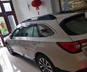 Subaru Outback i 2015 - Bán Outback 2.5 trắng, nhập khẩu 2015, giá 1 tỷ 220tr