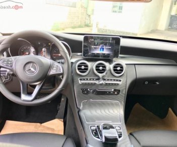 Mercedes-Benz C class C200 2018 - Bán Mercedes C200 năm sản xuất 2018, màu xanh lam