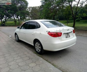 Hyundai Elantra 1.6 MT 2011 - Bán xe Hyundai Elantra 1.6 MT đời 2011, màu trắng, nhập khẩu, số sàn