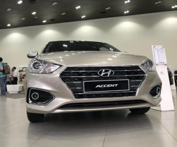 Hyundai Accent 2018 - Accent số sàn màu vàng be, xe có sẵn giao ngay, hỗ trợ thủ tục vào Grab