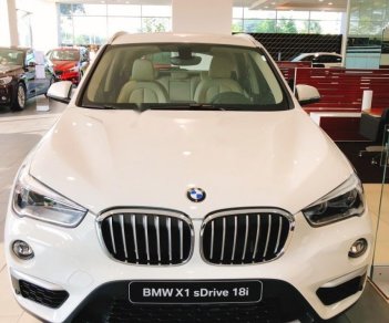 BMW X1 sDrive18i 2018 - Bán ô tô BMW X1 sDrive18i đời 2018, màu trắng, xe nhập