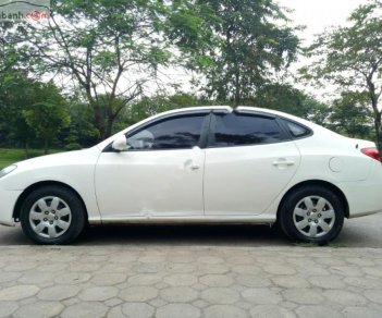 Hyundai Elantra 1.6 MT 2011 - Bán xe Hyundai Elantra 1.6 MT đời 2011, màu trắng, nhập khẩu, số sàn