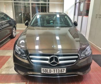 Mercedes-Benz E class E250 2018 - Xe mới chưa lăn bánh Mercedes E250 chính hãng. Trả trước 750 triệu nhận xe ngay