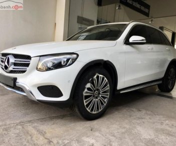 Mercedes-Benz GLC-Class GLC250 4Matic 2018 - Bán Mercedes GLC250 4Matic năm sản xuất 2018, màu trắng