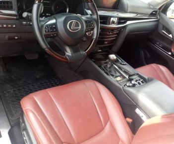 Lexus LX 570 2017 - Cần bán Lexus LX 570 - 2017, màu trắng, nhập khẩu nguyên chiếc, giấy tờ hợp pháp