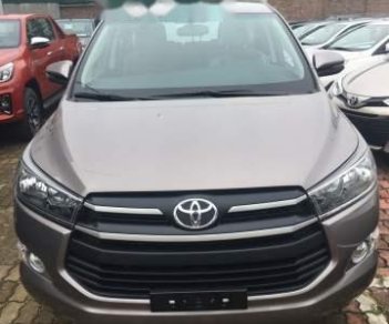 Toyota Innova   2018 - Cần bán xe Toyota Innova sản xuất 2018, màu nâu