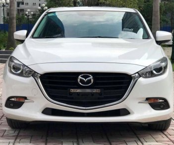 Mazda 3 1.5AT  2017 - Bán Mazda 3 1.5AT FL 2017 sedan trắng