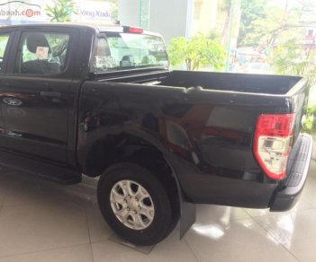 Ford Ranger XLS 2.2L 4x2 AT 2018 - Cần bán xe Ford Ranger XLS 2.2L 4x2 AT năm sản xuất 2018, màu đen, xe nhập giá cạnh tranh