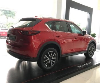 Mazda CX 5 2.0 2WD 2018 - Bán CX5 New 2018 chỉ cần 250 triệu, giá giảm mạnh trong tháng 11, LH 0938.907.952 để có giá tốt nhất