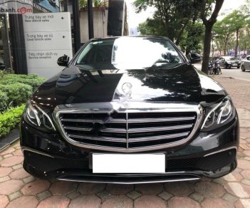 Mercedes-Benz E class E200 2017 - Bán Mercedes E200 năm sản xuất 2017, màu đen