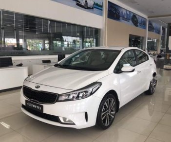 Kia Cerato   S  2018 - Cần bán xe Kia Cerato S đời 2018, màu trắng