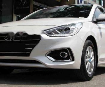 Hyundai Accent 2018 - Bán Hyundai Accent đời 2019, màu trắng, giá chỉ 425 triệu