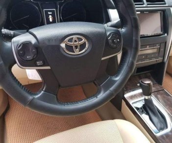 Toyota Camry  2.0E  2017 - Bán Camry 2.0E sản xuất 2017, Đk Tháng 7/2017, xe đi rất cẩn thận, bảo dưỡng mỗi 5000km