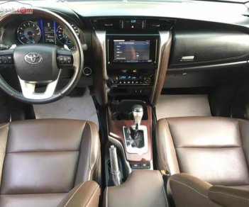 Toyota Fortuner 2.7V 4x2 AT 2017 - Xe Toyota Fortuner 2.7V 4x2 AT 2017, màu bạc, nhập khẩu nguyên chiếc  