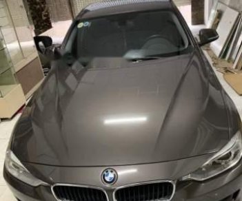 BMW 3 Series  320i 2014 - Bán xe BMW 320i mua cuối năm 2014, xe không đâm đụng ngập nước