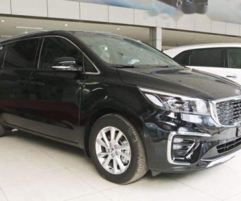 Kia Sedona  Luxury 2018 - Bán xe Kia Sedona Luxury sản xuất năm 2018, màu đen, mới 100%