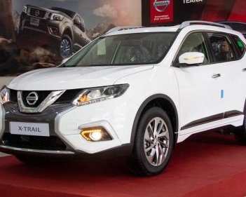 Nissan X trail   AT  2018 - Bán xe Nissan X trail AT đời 2018, màu trắng mạnh mẽ